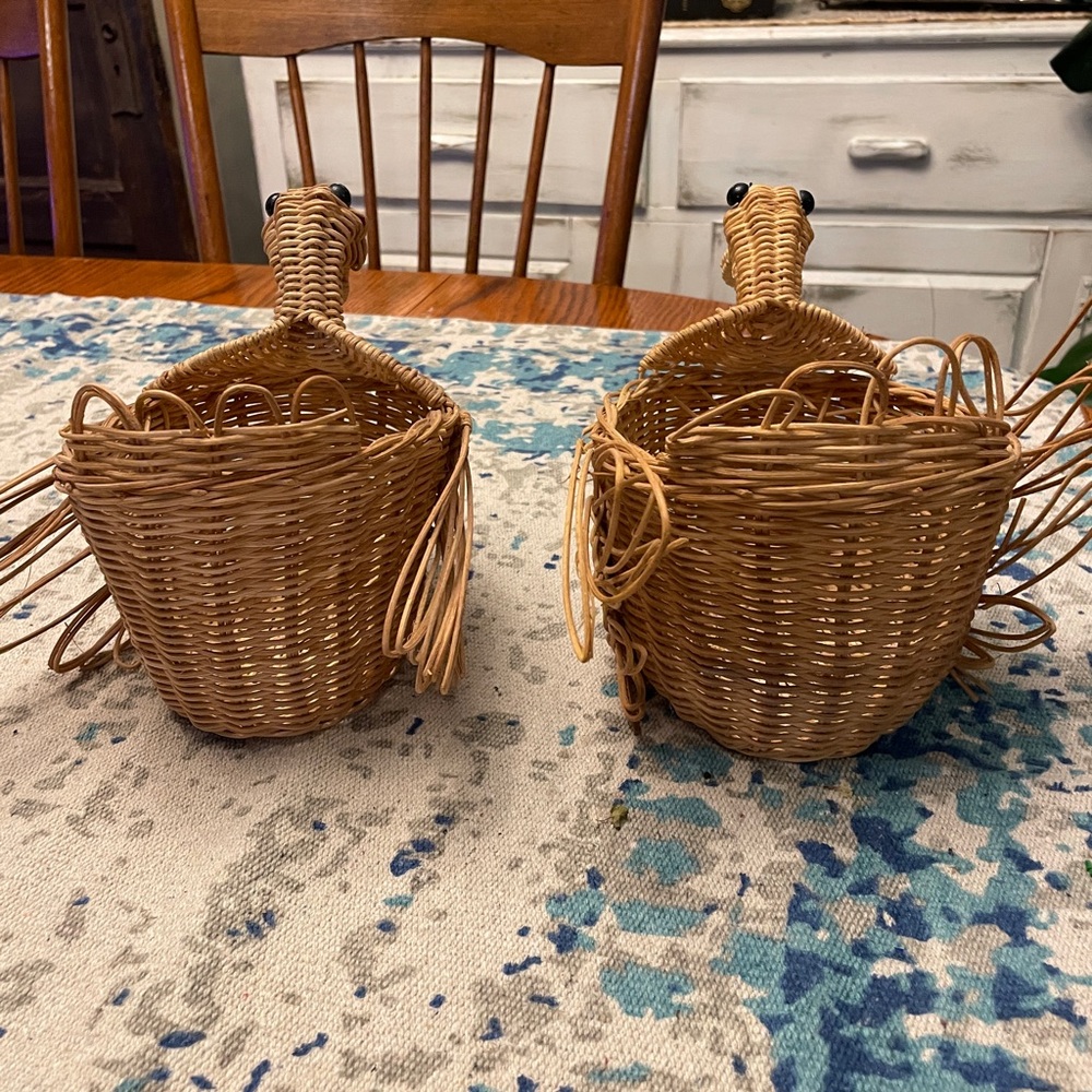 2 Vintage Wicker Duck Bird Shaped Basket Planters Beak Boho Rattan - Picture 10 of 12